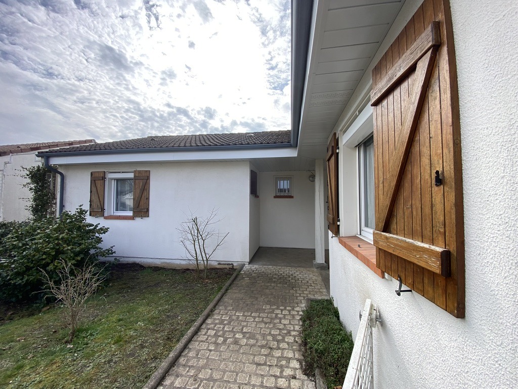 Rénovation Gouttières, Descentes, Sous Face, Bandeaux et Porche