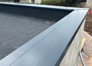 Couvertines aluminium sur acrotères (Manche – 50)