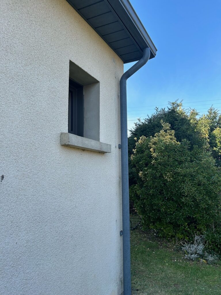 Gouttières et sous-faces aluminium à Barneville-Carteret (Manche – 50)